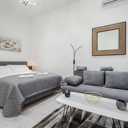 Stellar Dwell Apartment Budapeşte Dış mekan fotoğraf