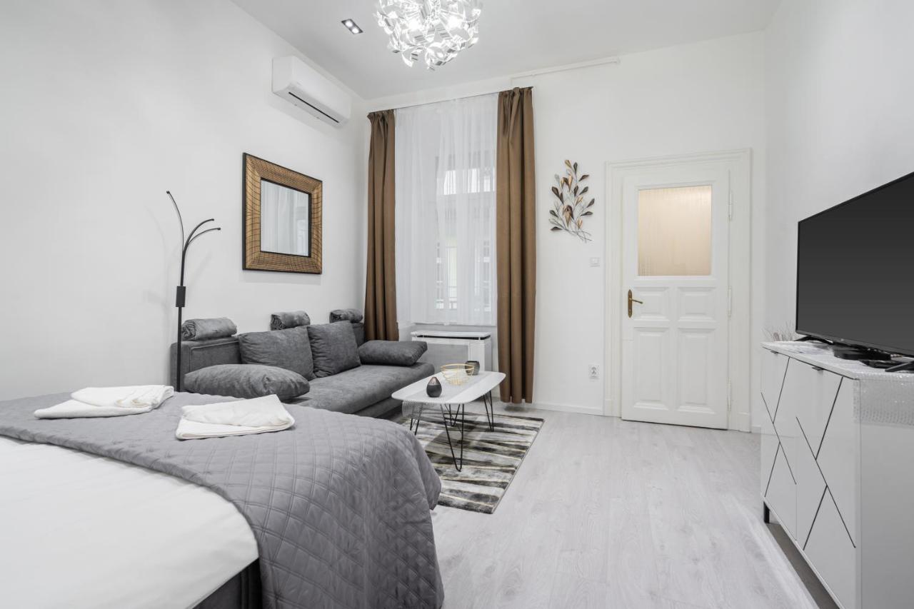 Stellar Dwell Apartment Budapeşte Dış mekan fotoğraf